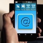 5 compañías móviles que darán de que hablar en 2017 2017 promete ser un año de transición a lo que teléfonos móviles respecta. A partir de la llegada del décimo aniversario del afamado Iphone. Se han disparado una serie de rumores, acerca de un cambio en el diseño habitual, con la finalidad de celebrar una década en el mercado. Sin embargo, la competencia no se la pondrá fácil.