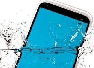 pasos para reparar movil mojado