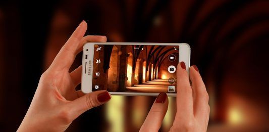 El Galaxy S9 llegó a las tiendas hace unas semanas y las ventas iniciales han sido decepcionantes, según los informes. Eso probablemente explica por qué el primer rumor significativo del Samsung Galaxy S10 ya está aquí.